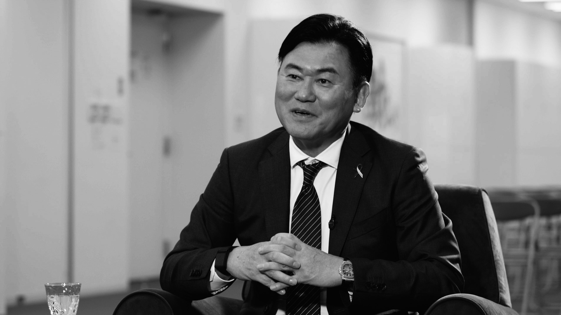 三 木谷 浩史