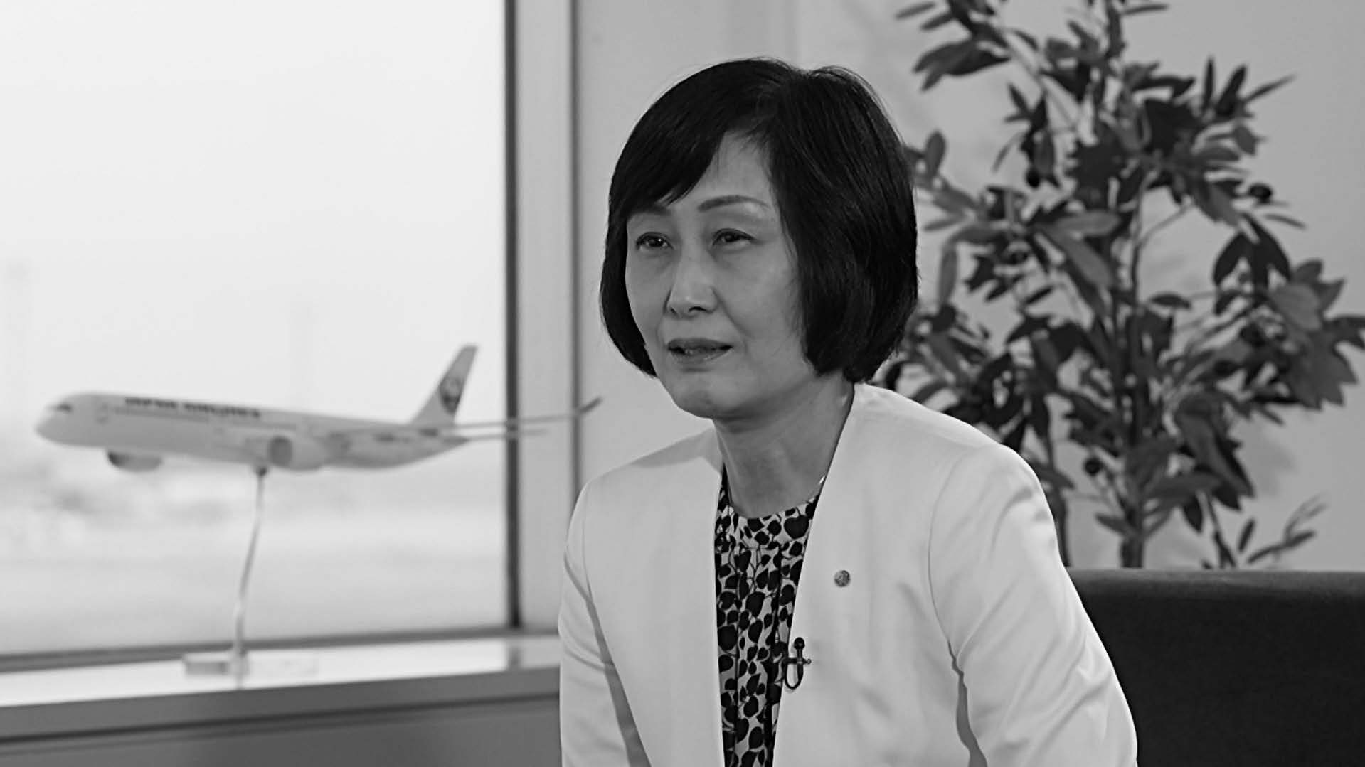 鳥取三津子